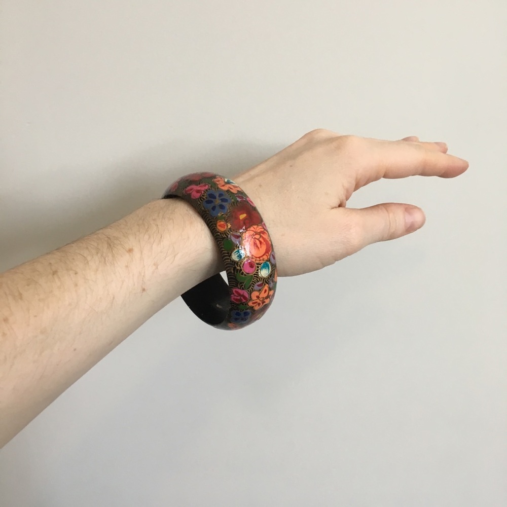 Vintage Hand Painted Wooden Russian Floral Bangle